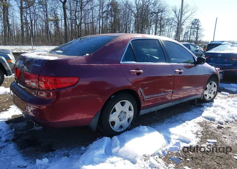 2005 Honda Accord 3.0 Lx из США, поврежденный, VIN 1HGCM66365A022268